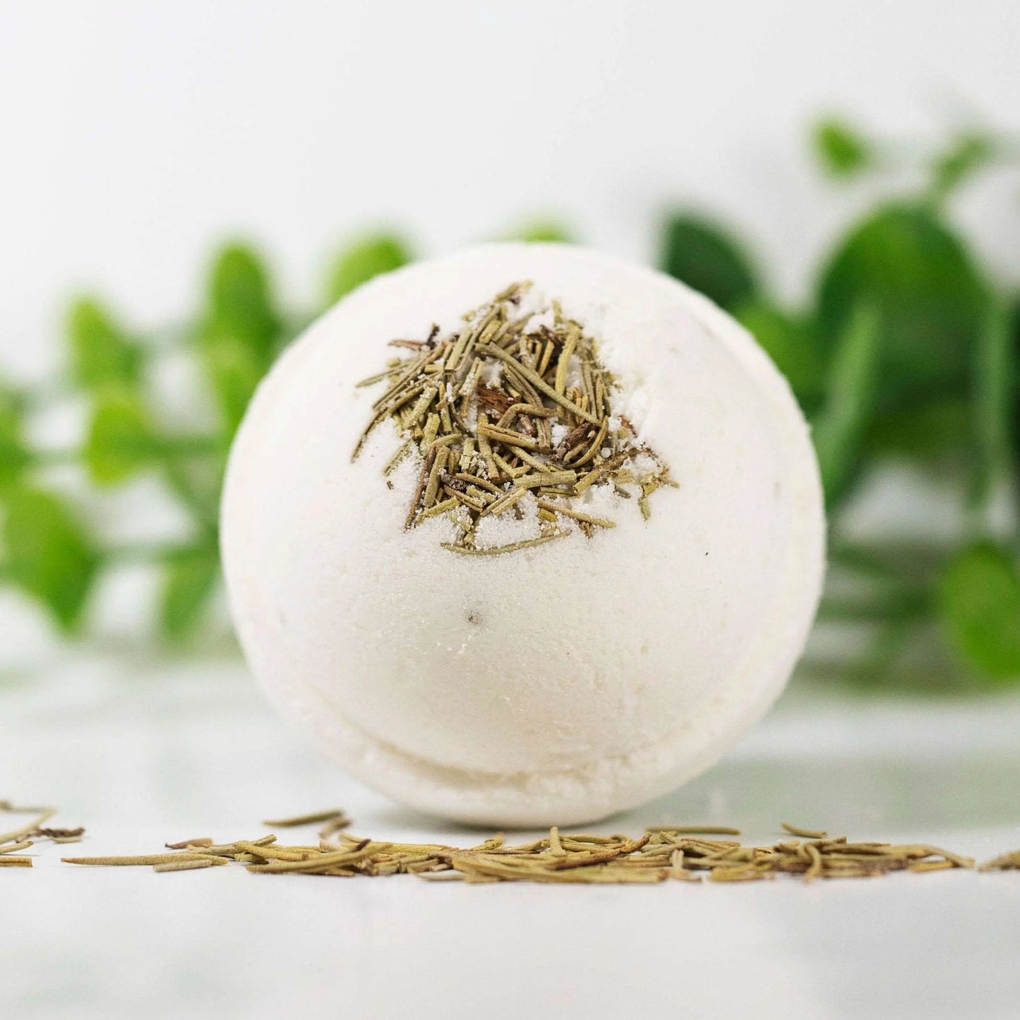 CBD Bath Bomb Relief – 100mg CBD with Peppermint & Eucalyptus - Zerep Holistics